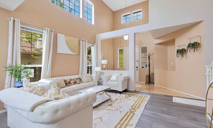 Maple Valley House | MP3: SOARING VILLA