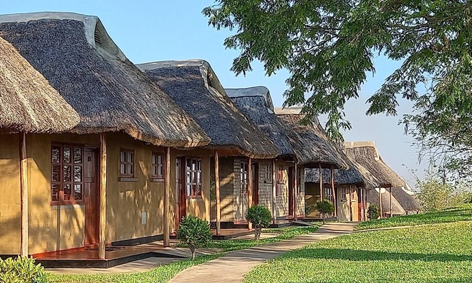 Club Makokola Hotel | Mpale Cultural Village