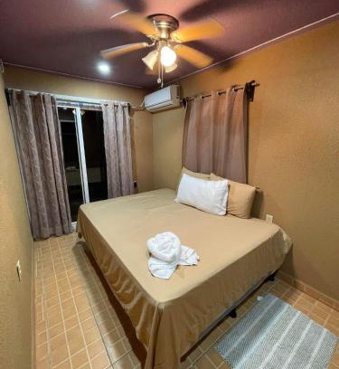 Roatan Apartment | Mr, Crab Apartment
