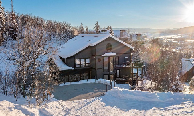 Steamboat Springs House | MSIDEL | Nice for Large Group | Two Duplexes | Sleeps 26 People | Winter Shuttle