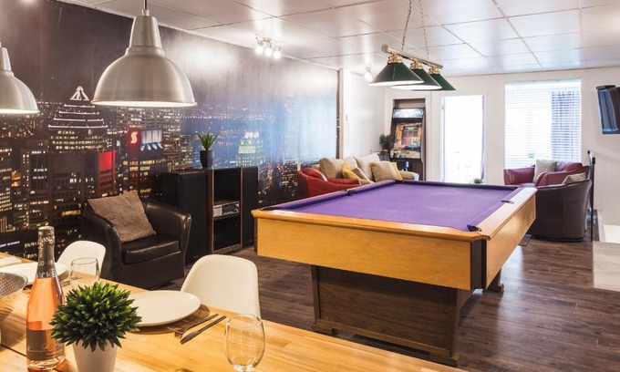 Plateau Mont Royal Apartment | MtlVacationRentals - The Entertainer