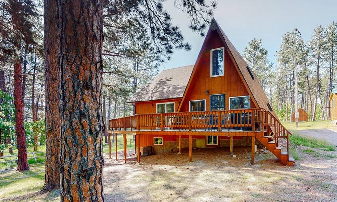 Sturgis House | Mtn-view home + cabin with wrap-around deck, grill, streaming, washer/dryer, AC