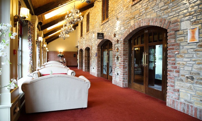 Milford Hotel | Mulroy Woods Hotel