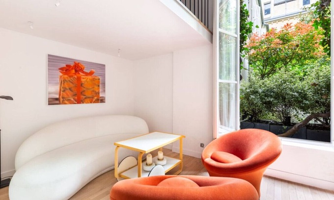 Saint-Thomas-d'Aquin Apartment | Musée d'Orsay - Atypical - Family