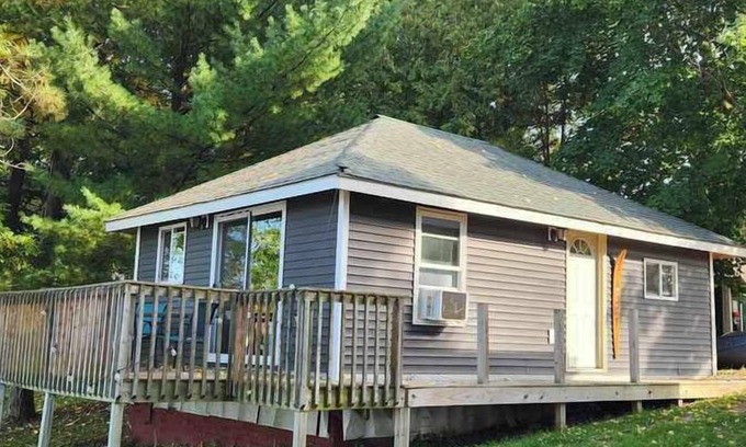 Fremont Cabin | Muskie Cabin - Fremont, WI