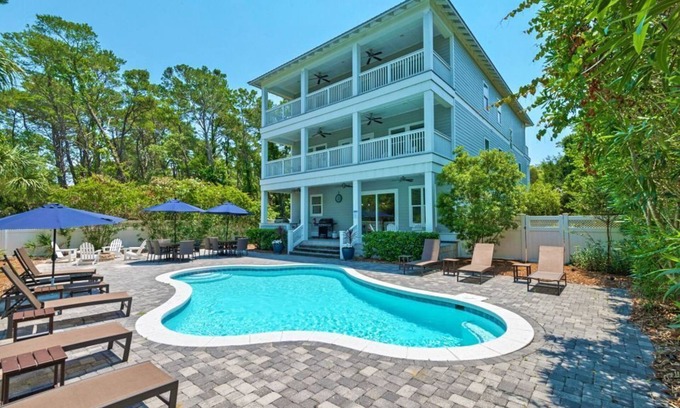 Cottage District House | Mutli Family Home Private Pool, Close to Beach