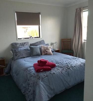 Tuatapere House | My Place BnB