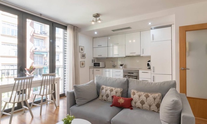 La Sagrada Familia Apartment | My Space Barcelona Modern Sagrada Familia Apartment