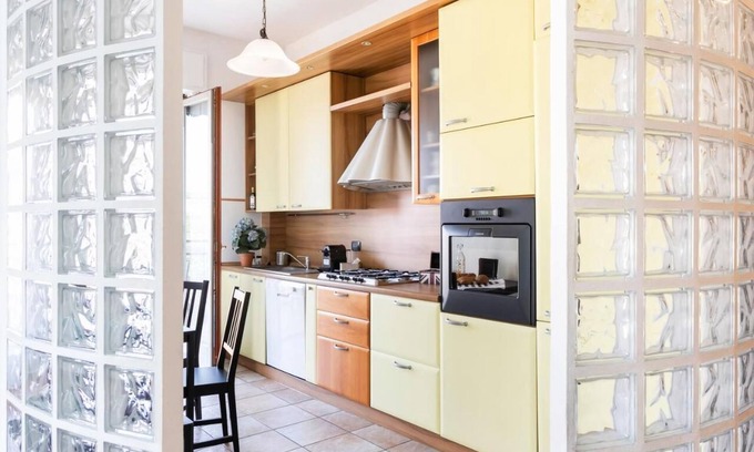 Albate Apartment | MyHomeInComo - Santa Chiara Apartment