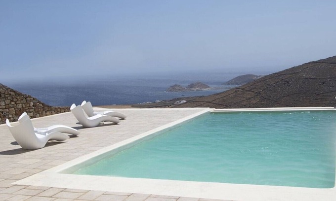 Xilokeratidi Villa | Mykonian Icon Villa with Private Pool