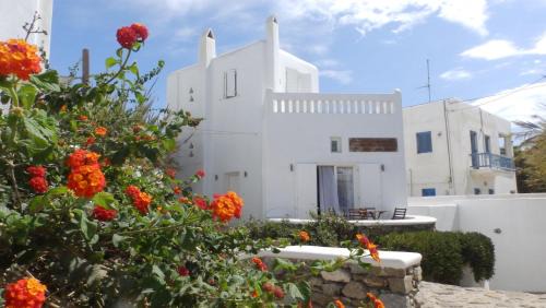 Ornos House | Mykonos Ornos RedOcher Home