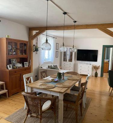 Skvoretice Apartment | Na Gruntě