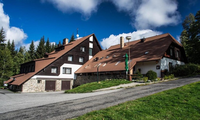 Nicov Ski Chalet | Na Losenici