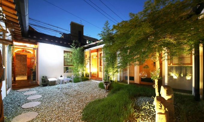 Sajik-dong House | NagNe House (Boutique Hanok)