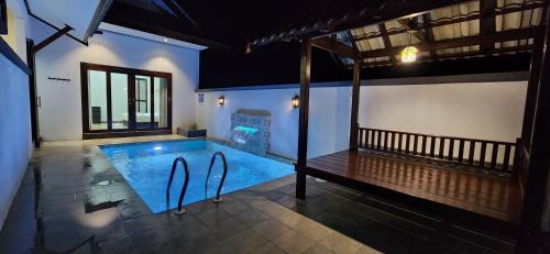 Kampung Bari Kecil Villa | Najazi Villa