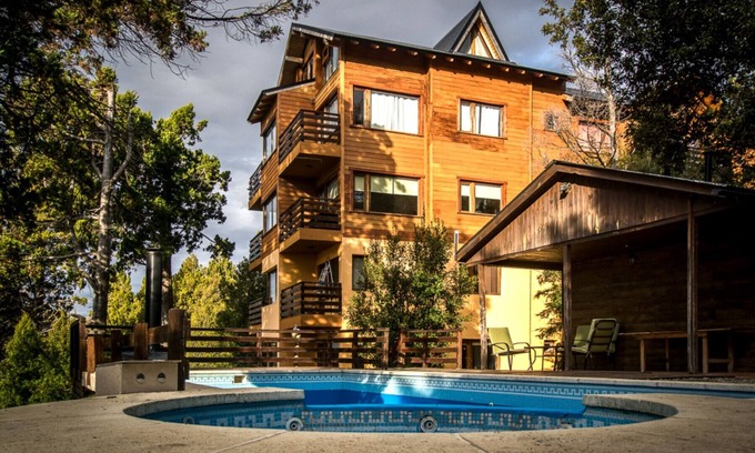 Playa Bonita Apartment | Namaste apartment with pool and recreational area in Bariloche