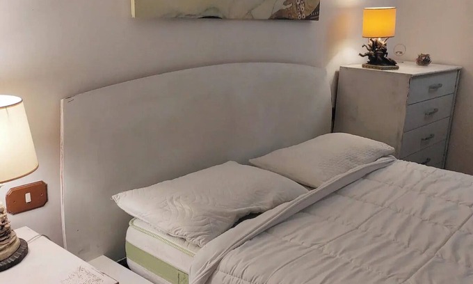 Pozzuoli Apartment | Napoleon vacation home to the historic center of the city and from the famous earth district.