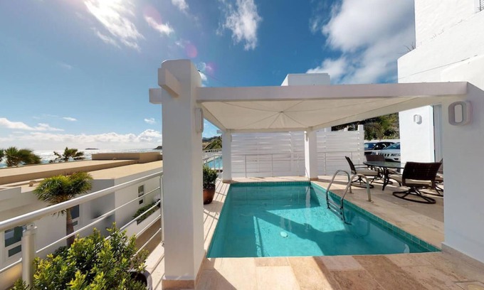 Oyster Pond Villa | 🌴Napoli - 2 Bedroom Luxury Villa Close to the Beach with Resort Amenities