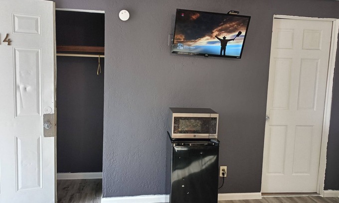 Rock Falls Hotel | Napp Inn Motel