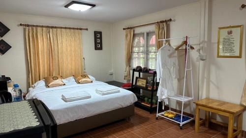 Thap Than House | Narai - Homestay in Thapthan