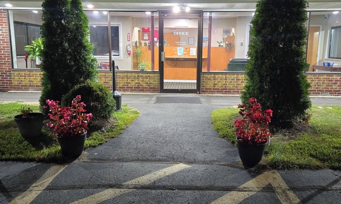 Ayer Hotel | Nashoba Valley Inn & Suites