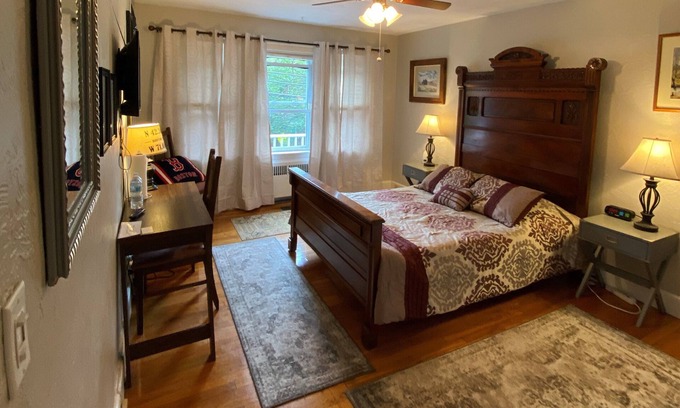Brighton Bed & Breakfast | Natalie House - Boston