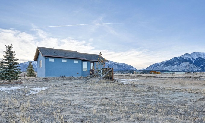 Nathrop House | Nathrop Vacation Rental w/Stunning Mountain Views