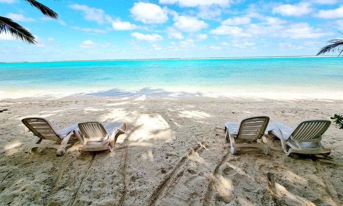Tapere of Titikaveka House | Natura Lagoon Bungalow 1 - a 2BM bungalow on the beach at Titikaveka, Rarotonga!