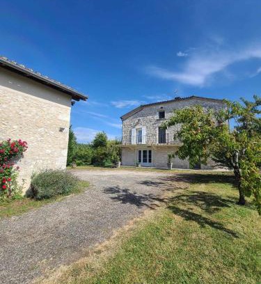 Tournon-d'Agenais Apartment | Naturaleza-Gîte les Cèdres