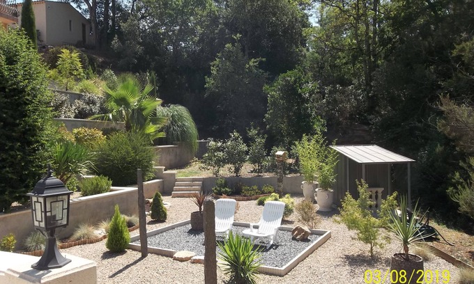 Vidauban House | NATURE & BATHS IN THE SONG OF CIGALES