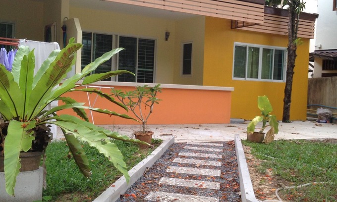 Kathu House | Nature pure! 2-room(50 sqm) with garden and lake view