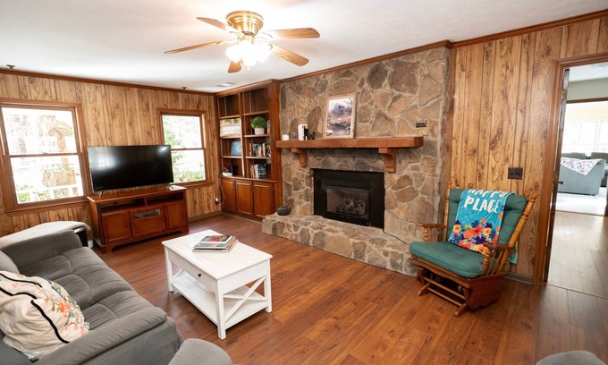 Hamilton House | Nature's Hideaway 4BR Home With Pool & Creek View
