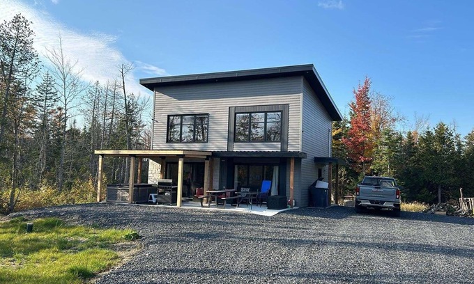 Saint-Alfred Ski Chalet | Nature, Spa & Lake Access - Le Maikel