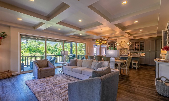 Banner Elk House | Natures Blessings - 2Br home Within Minutes to Sugar Mountain Ski & Downtown Banner Elk