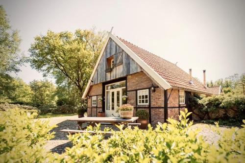 Municipality of Haaksbergen Villa | Natuurlogies Buurse Buiten