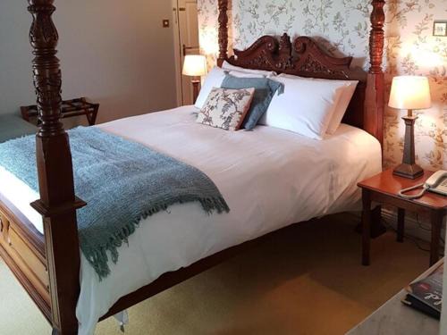 Navan House | Navan Place Hotel