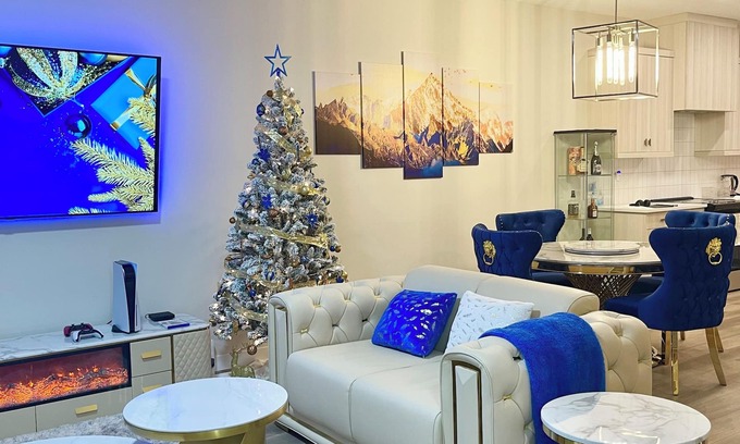 Southwest Calgary Apartment | Navii Estates - Vacations Elevated, Homes Perfected