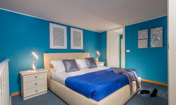 Rione VIII Sant'Eustachio Apartment | Navona Blue Apartment