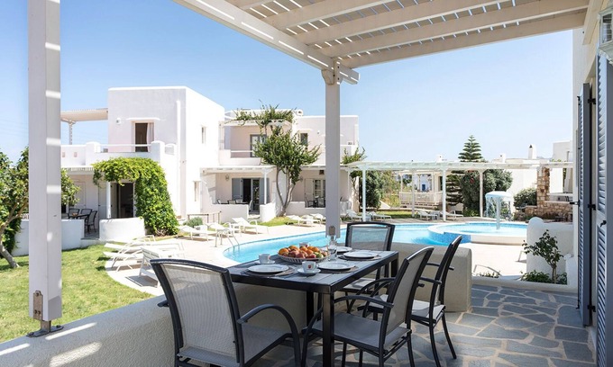 Stelida Villa | Naxos Relaxing Sea View Maisonette with Pool 4
