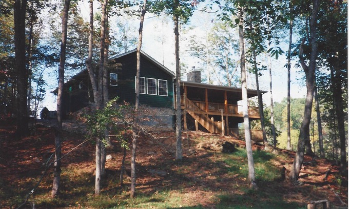 Otto Cabin | NC Cabin Creekside: Stunning Creek Views, Sleeps 7 —5 Stars