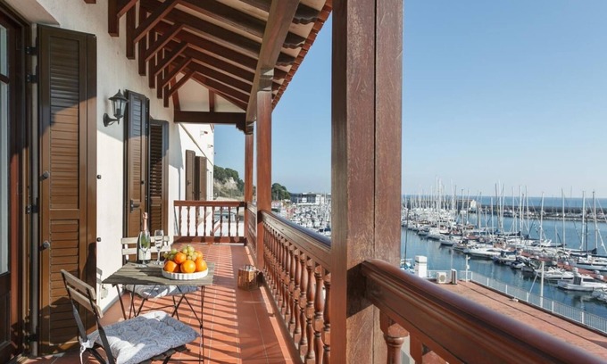 Arenys de Mar Apartment | Near Barcelona 40 km from Barcelona. Arenyslux1