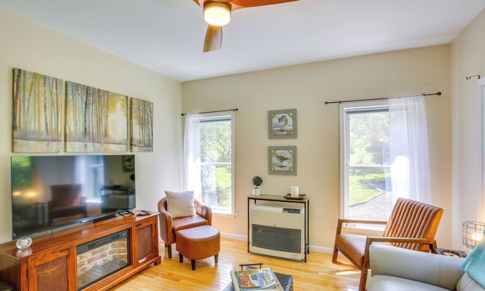 Frank House | Near Hiking: Blue Ridge Mtn Home on Private Acre
