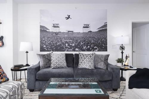 Pelham Apartment | Near Oak Mt Amphitheatre and Pelham Civic Complex