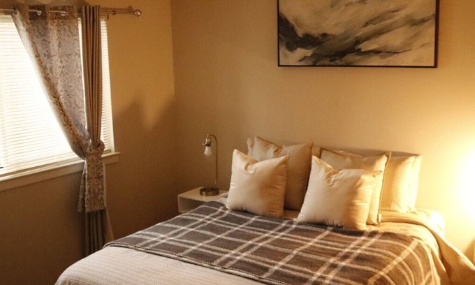 Rockville Apartment | Near pike & rose