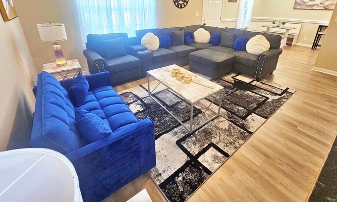 Houston County House | Near RAFB|1Car Garage|FirePit|Tv n all rooms