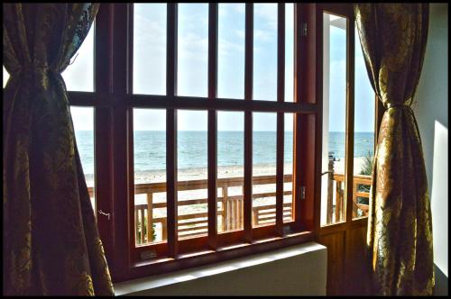 Sea View Ward House | Neela Waters - Beach Home
