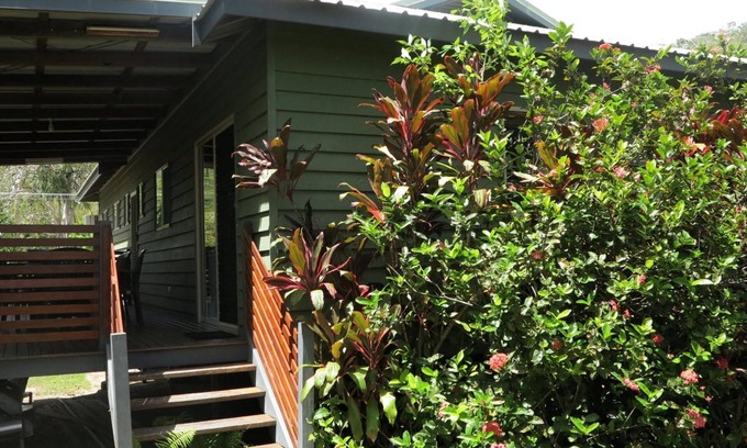 Nelly Bay House | Nelly Bay 47 - Leafy island oasis next to the National Park and 500m to the water's edge