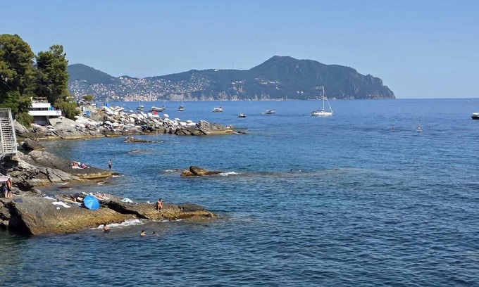 Nervi Apartment | Nerves. Just a few meters from the Parks and the Sea Promenade
