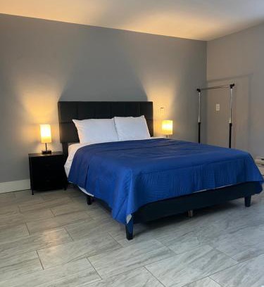 Watertown House | Nest Inn