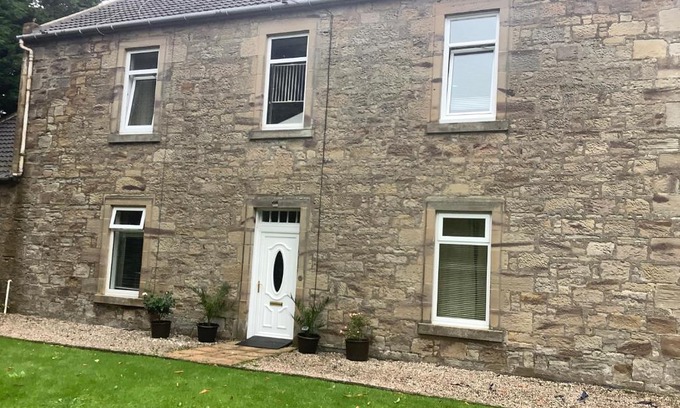 Kilwinning House | Nethermains House